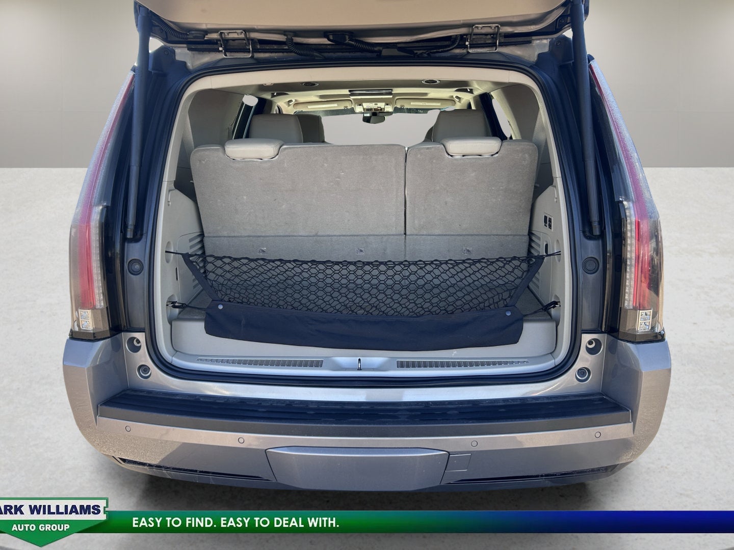2017 Cadillac Escalade Luxury