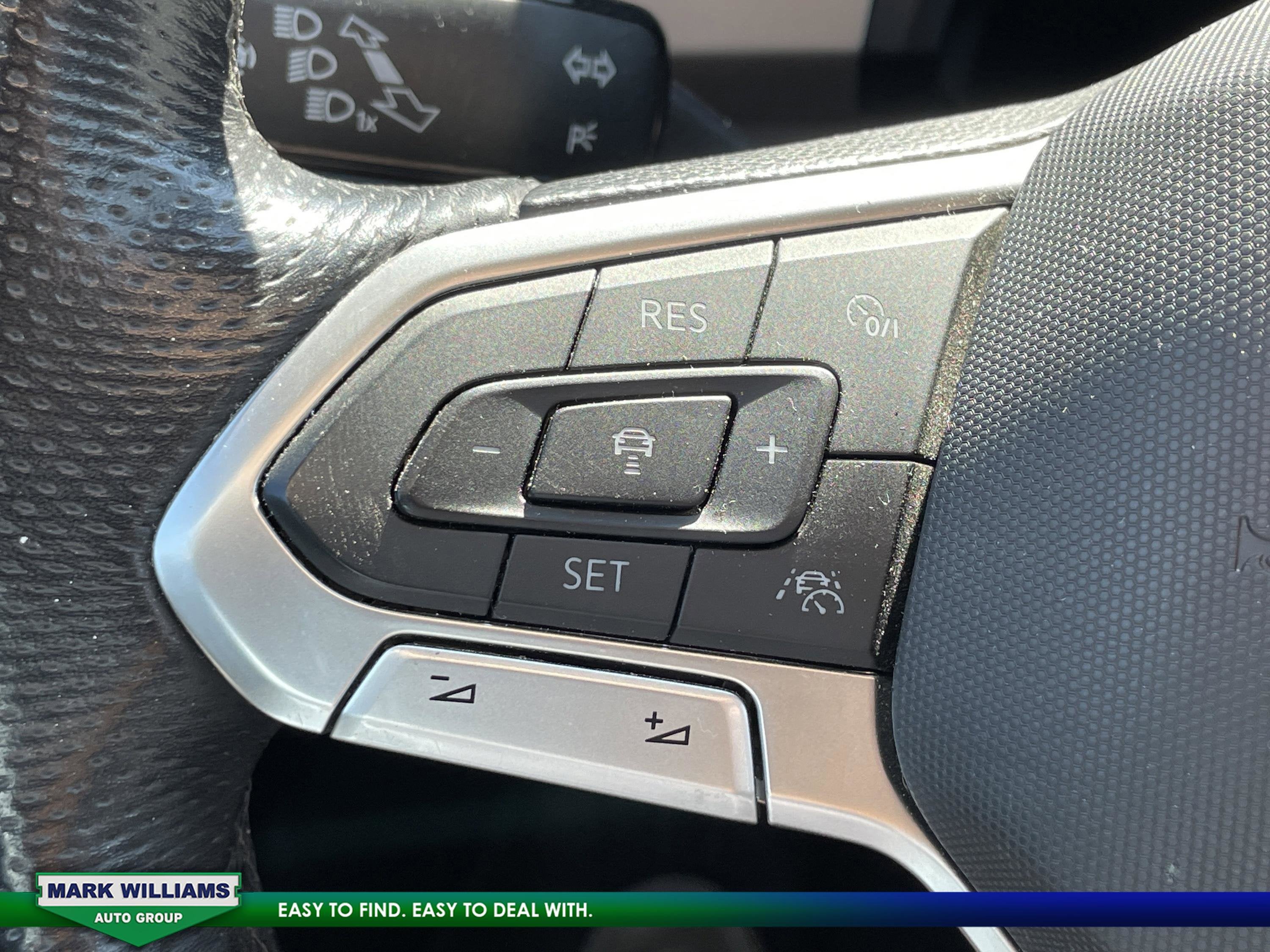 2022 Volkswagen Atlas 3.6L V6 SEL R-Line