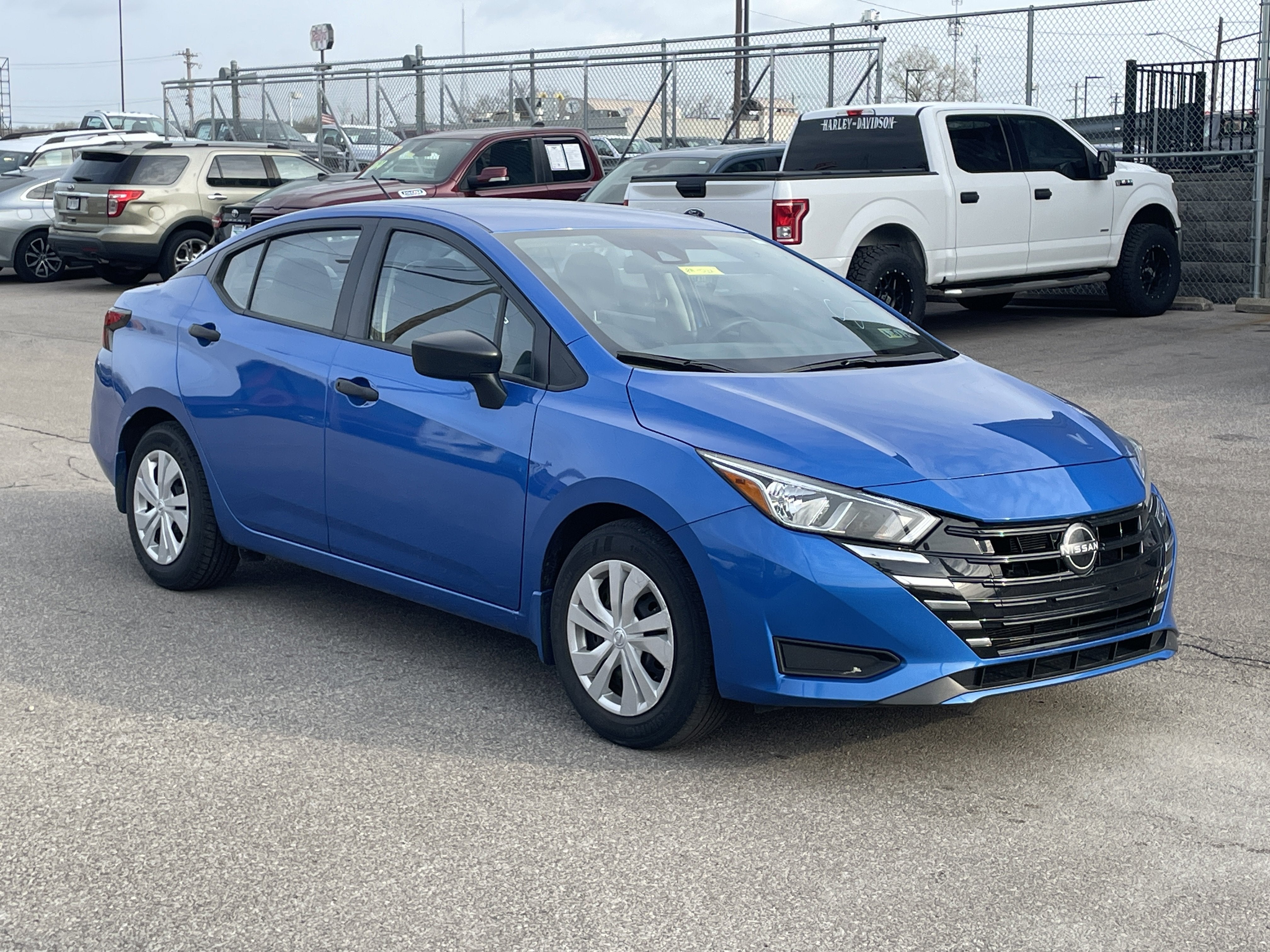 2024 Nissan Versa 1.6 S