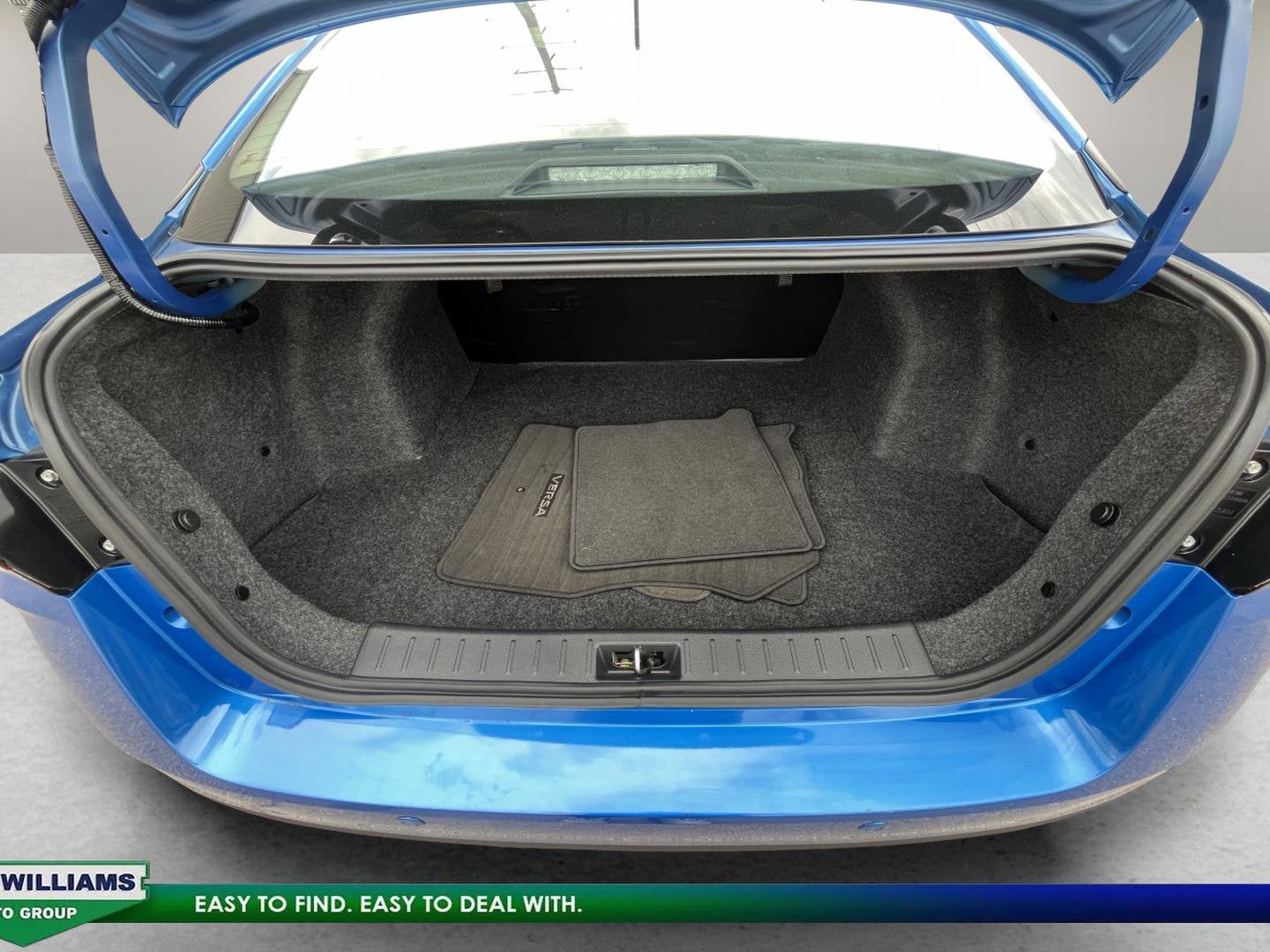 2024 Nissan Versa 1.6 S