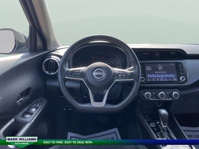 2023 Nissan Kicks SV