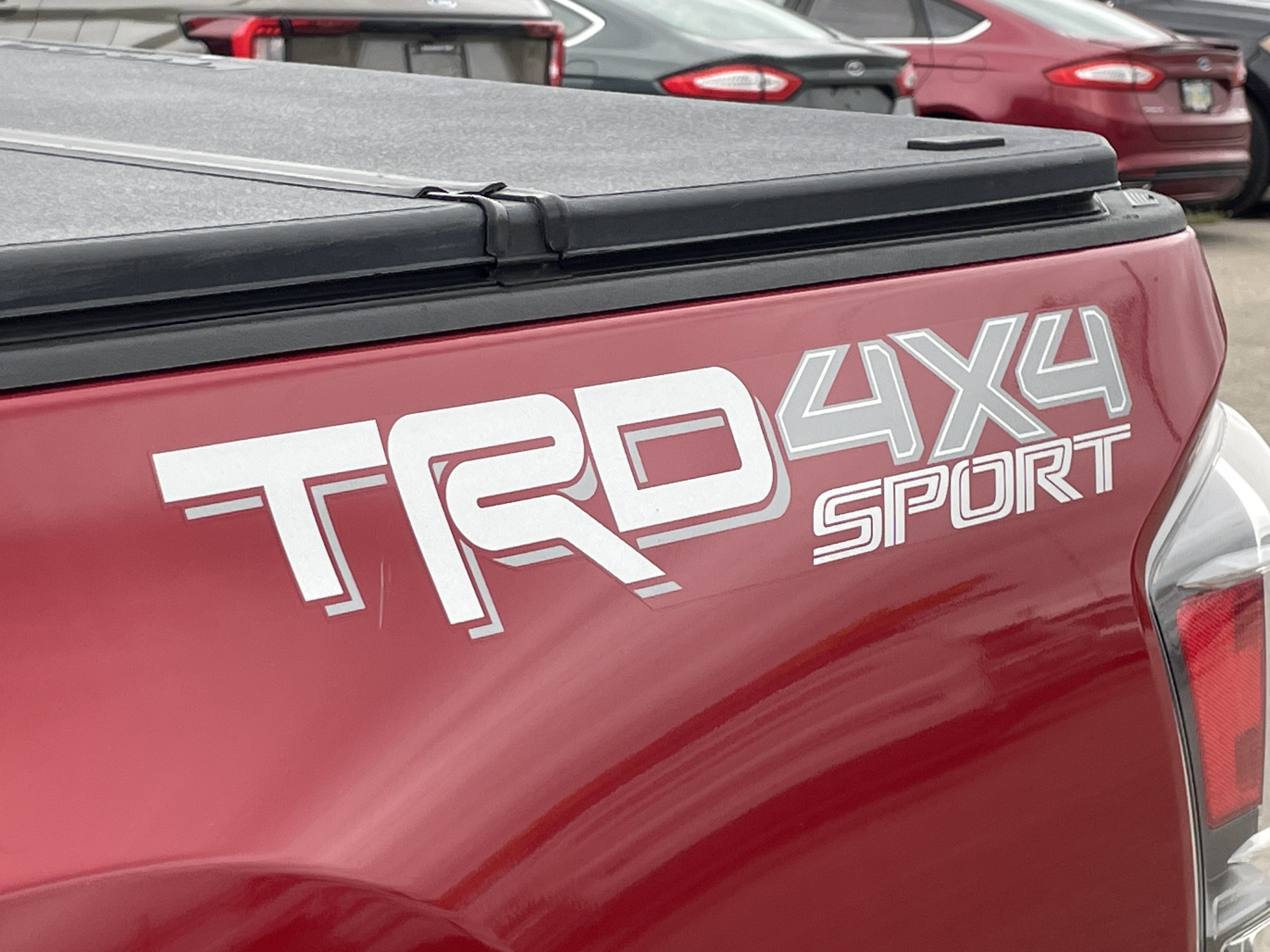 2022 Toyota Tacoma TRD Sport V6