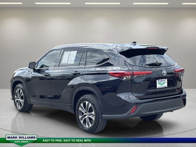 2021 Toyota Highlander Hybrid XLE