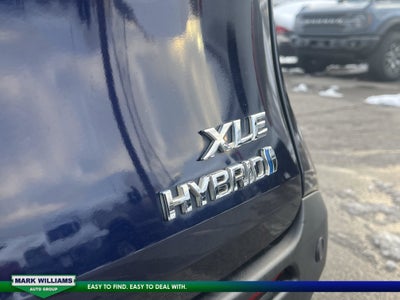 2021 Toyota Sienna XLE 8 Passenger