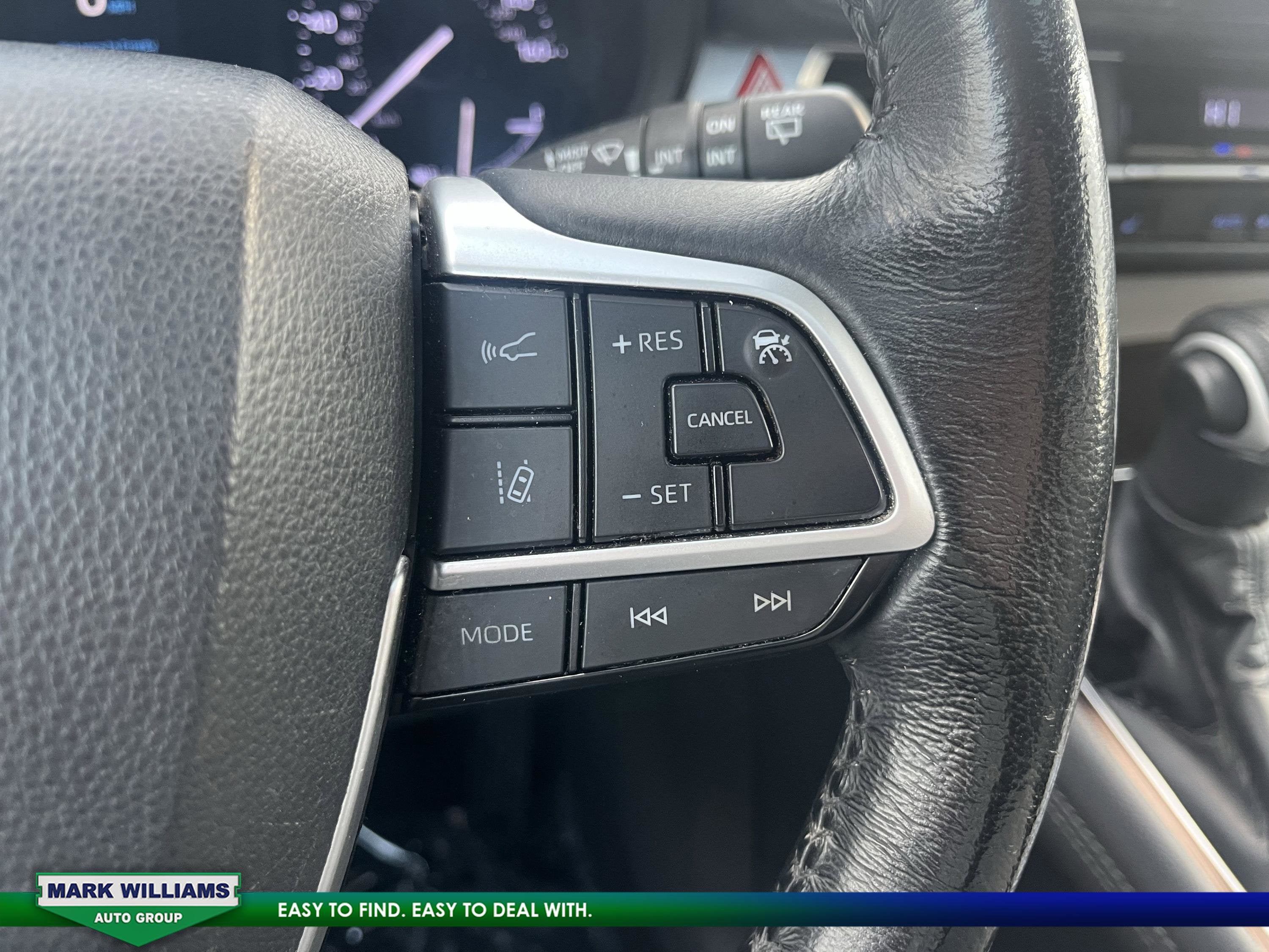 2021 Toyota Sienna XLE 8 Passenger