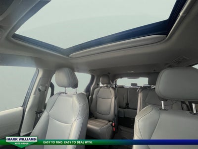 2021 Toyota Sienna XLE 8 Passenger