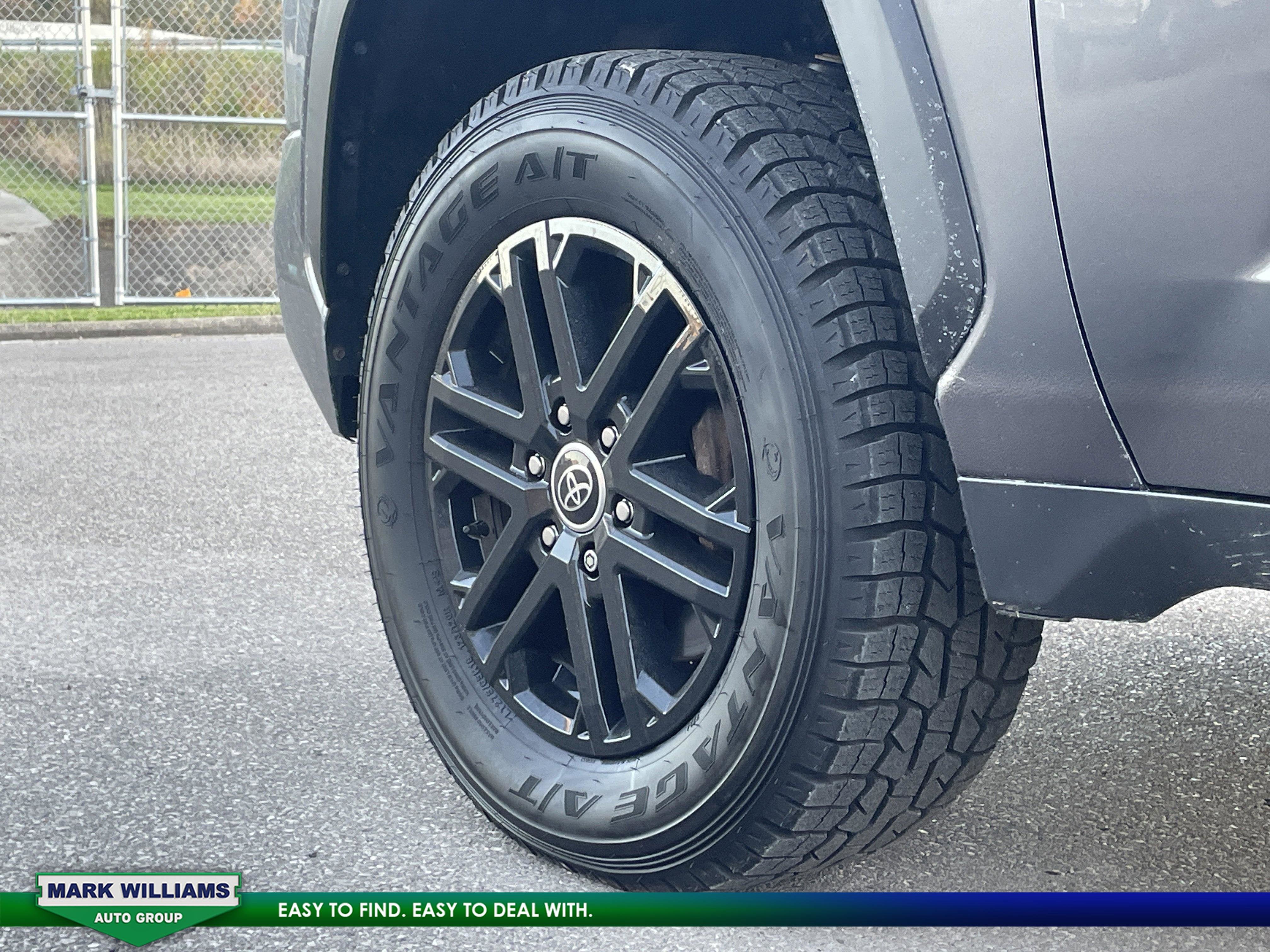 2022 Toyota Tundra SR5