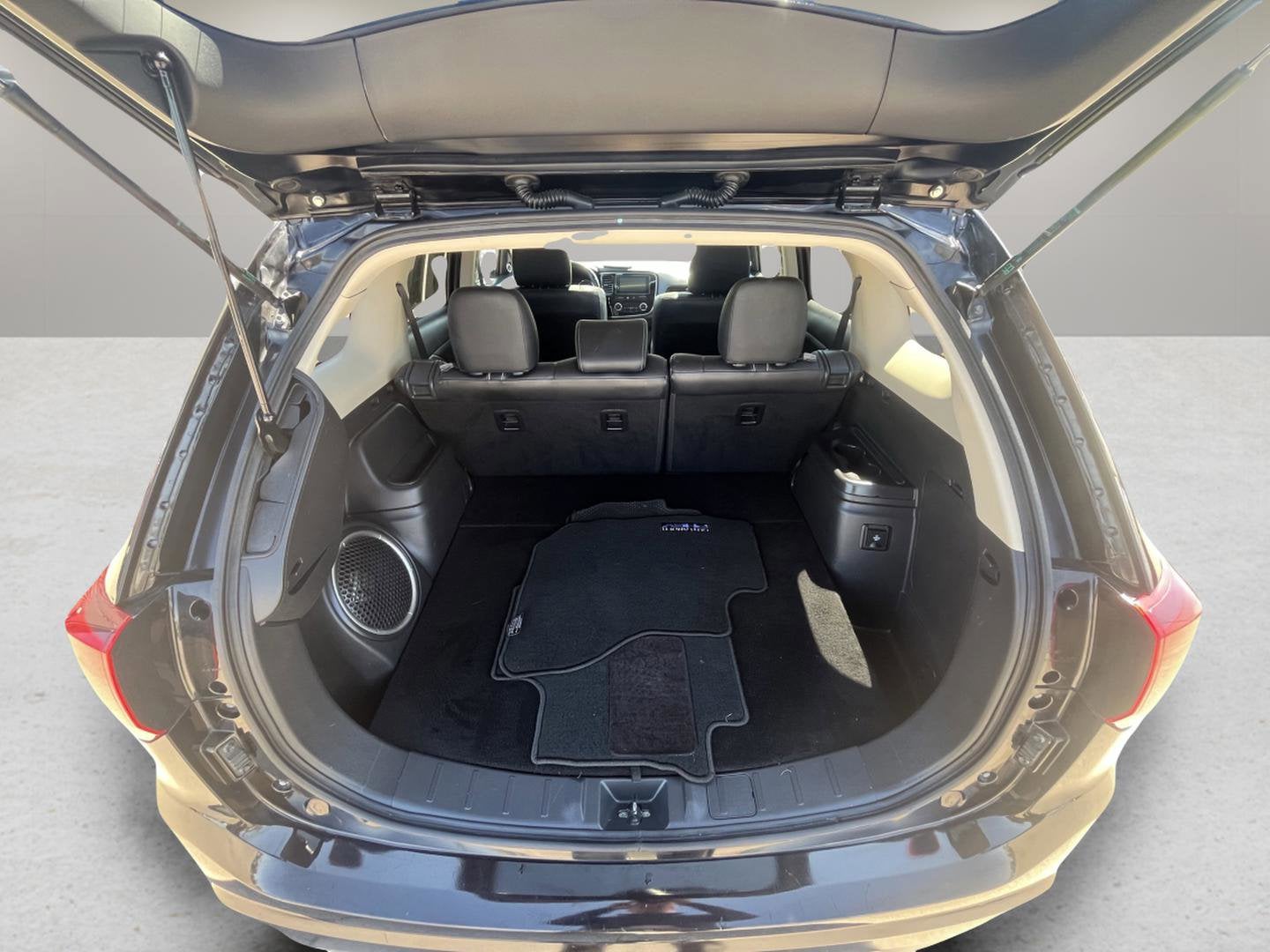 2018 Mitsubishi Outlander PHEV SEL