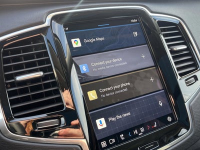 2023 Volvo XC90 Recharge Plug-In Hybrid T8 Plus Dark Theme 7 Passenger