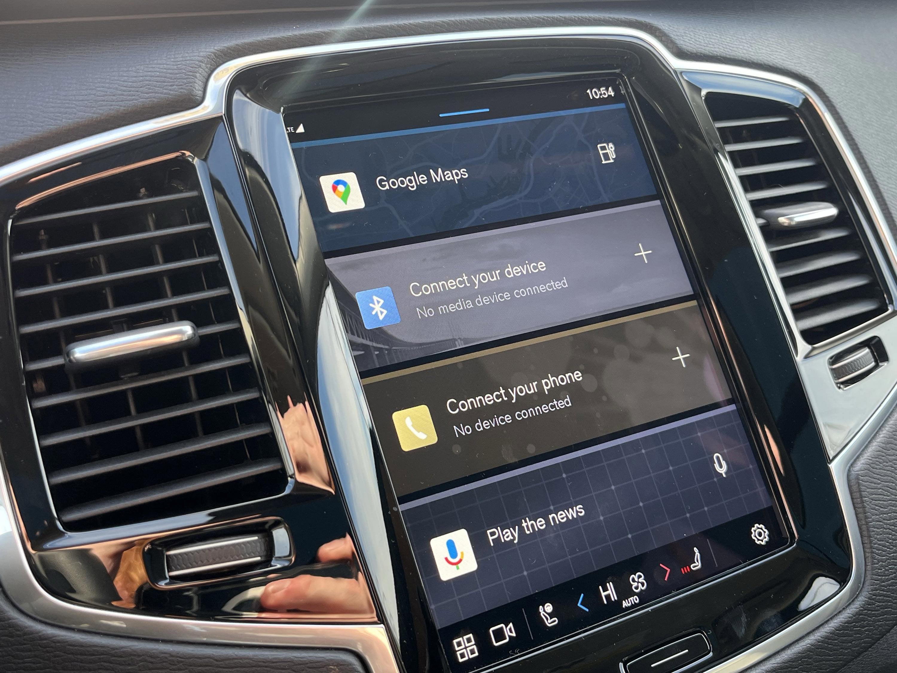 2023 Volvo XC90 Recharge Plug-In Hybrid T8 Plus Dark Theme 7 Passenger