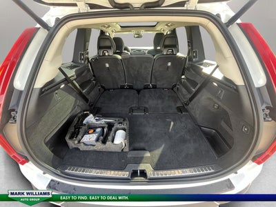 2023 Volvo XC90 Recharge Plug-In Hybrid T8 Plus Dark Theme 7 Passenger