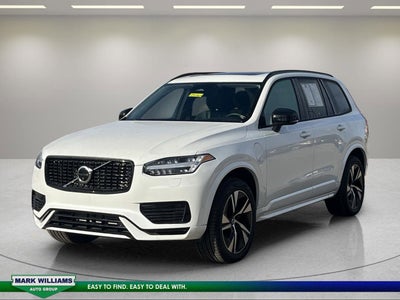 2023 Volvo XC90 Recharge Plug-In Hybrid T8 Plus Dark Theme 7 Passenger