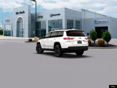 2026 Jeep Grand Cherokee Laredo