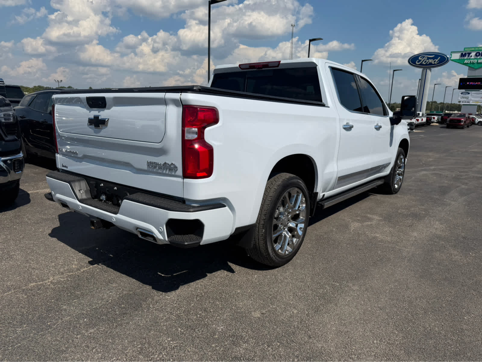 2026 Chevrolet Silverado 1500 High Country